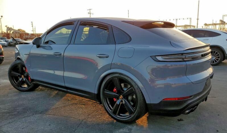 
								2025 Porsche Cayenne full									