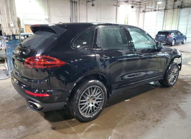 
								2017 Porsche Cayenne full									