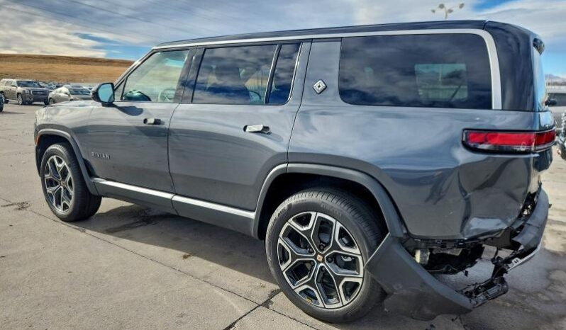 
								2025 Rivian R1s full									