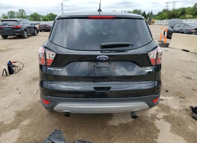 
								2017 Ford Escape se full									