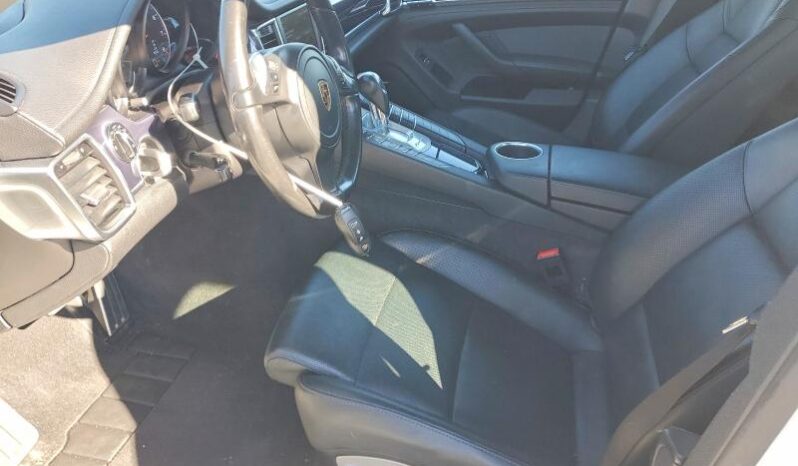 
								2016 Porsche Panamera full									
