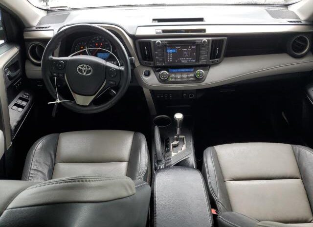 
								2015 Toyota Rav4 full									