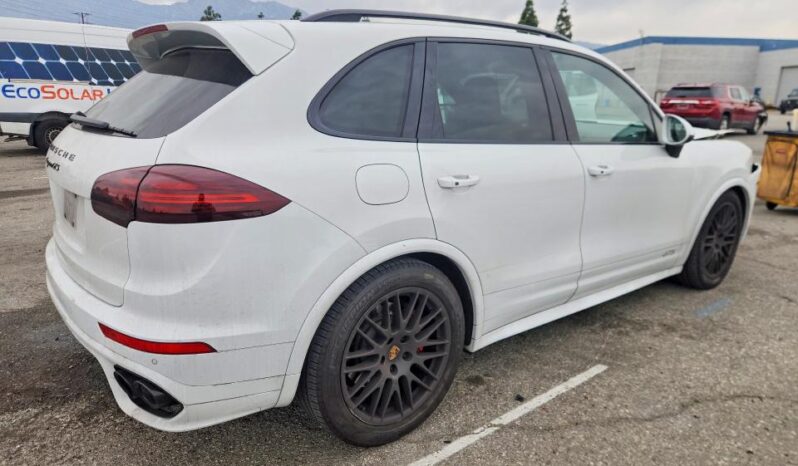 
								2016 Porsche Cayenne full									