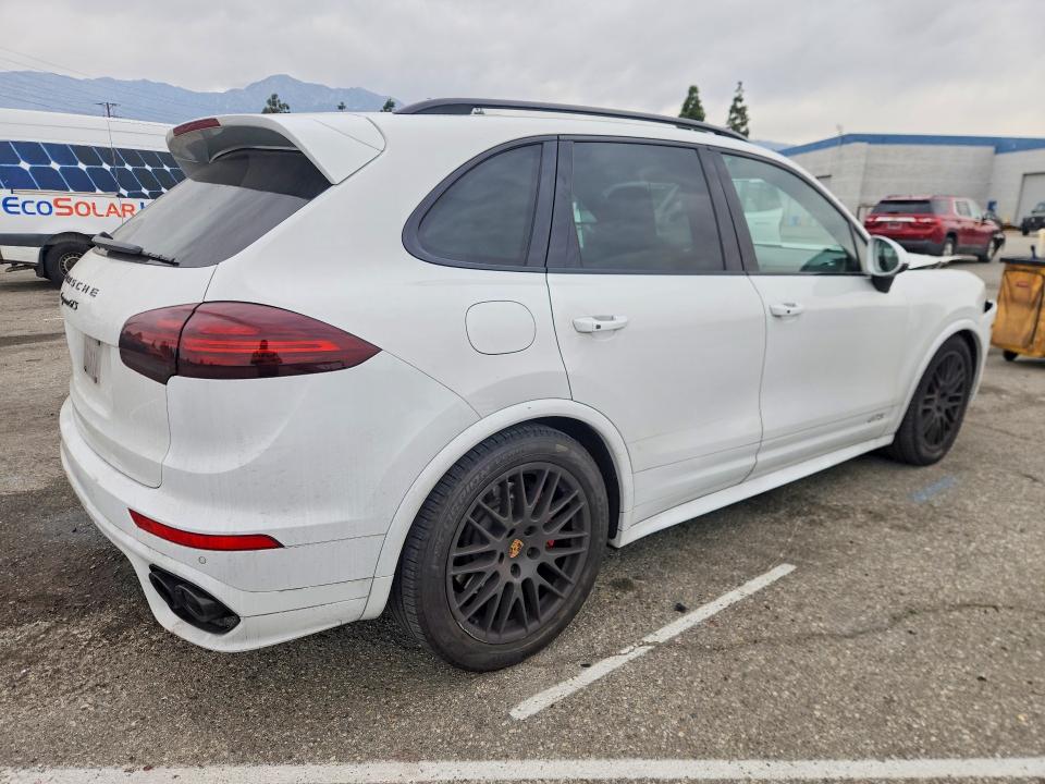 2016 Porsche Cayenne