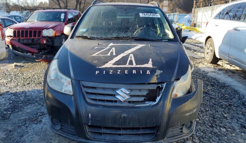 
								2013 Suzuki Sx4 full									