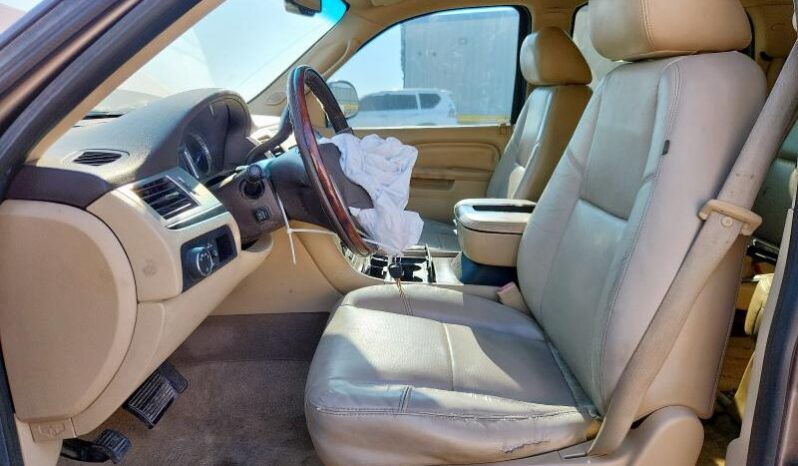 
								2012 Cadillac Escalade full									