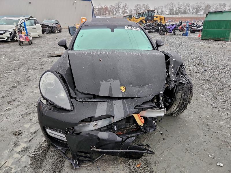 2013 Porsche Panamera