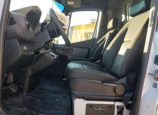 
								2022 Mercedes-benz Sprinter full									