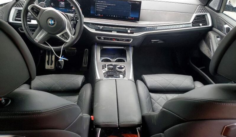 
								2024 BMW X7 full									