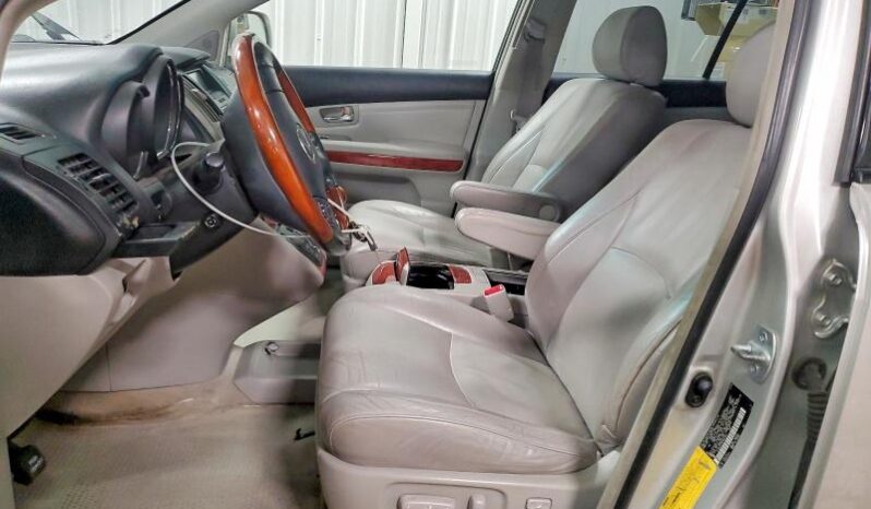 
								2005 Lexus Rx 330 full									