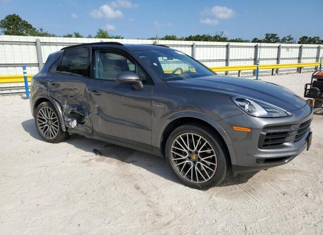 
								2020 Porsche Cayenne full									