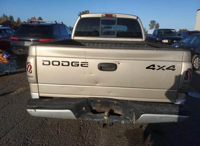 
								2002 Dodge Dakota full									