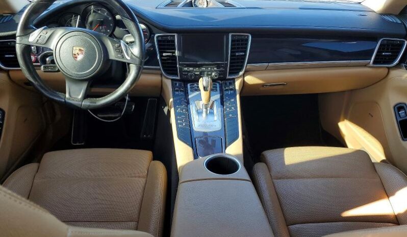 
								2016 Porsche Panamera full									