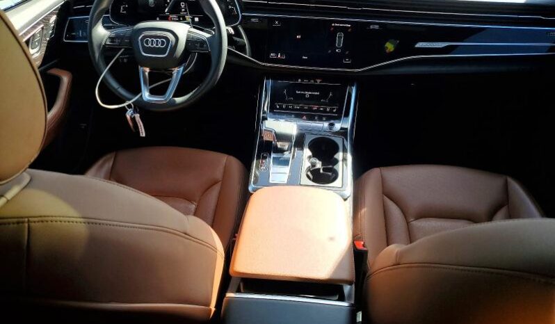 
								2022 Audi Q8 full									