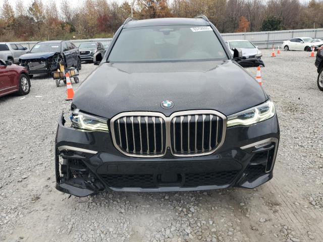 2022 BMW X7