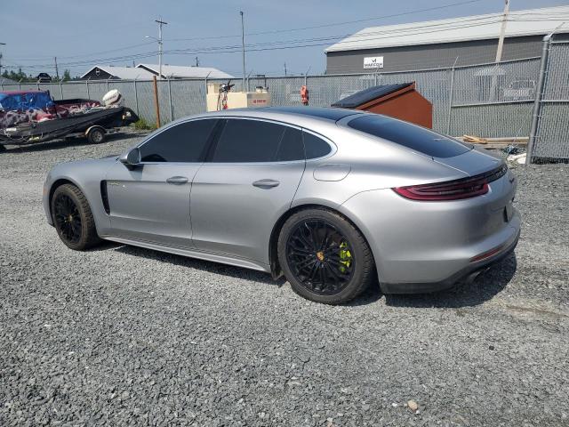 2018 Porsche Panamera