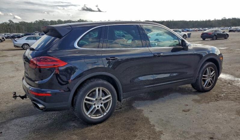 
								2017 Porsche Cayenne full									