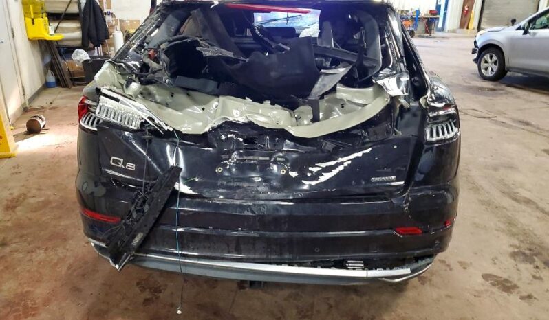 
								2019 Audi Q8 full									