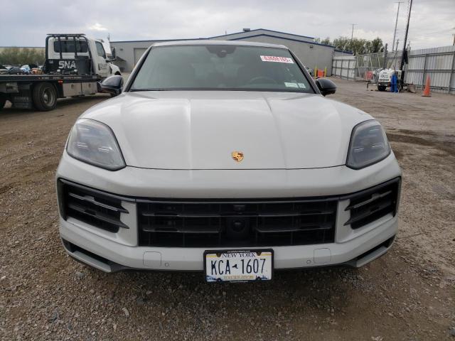 2024 Porsche Cayenne