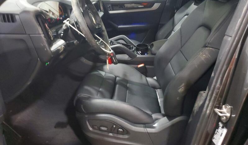 
								2025 Porsche Cayenne full									