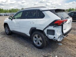 
										2022 Toyota Rav4 full									