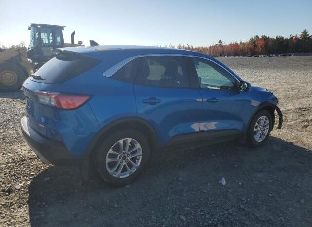 
								2020 Ford Escape se full									