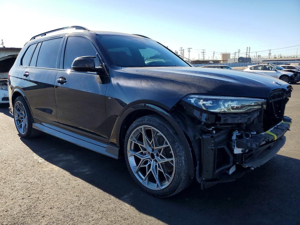 2020 BMW X7