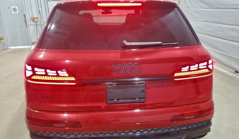 
								2025 Audi Sq7 full									