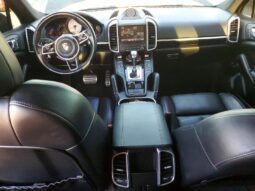 
										2018 Porsche Cayenne full									