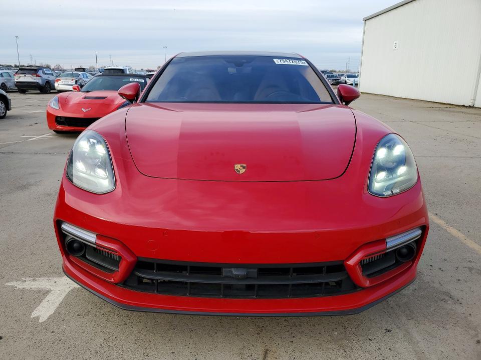 2019 Porsche Panamera