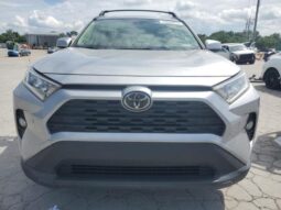 
										2019 Toyota Rav4 full									