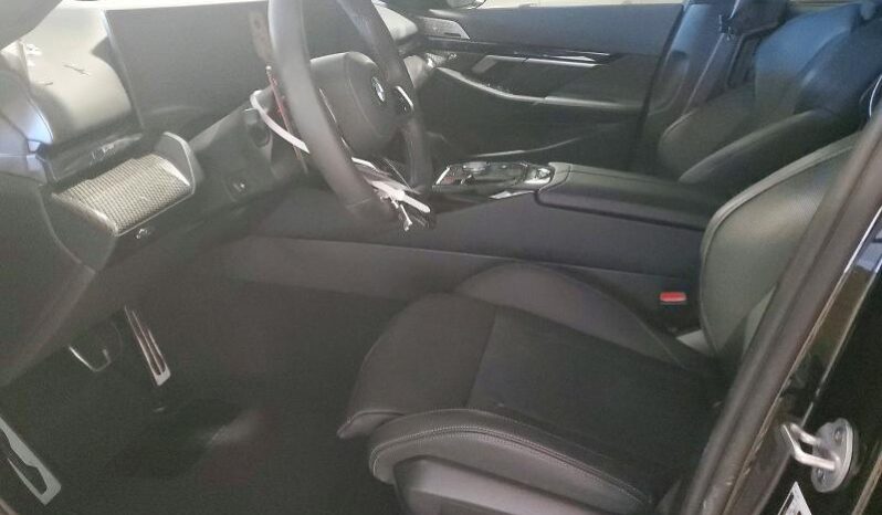 
								2025 BMW M5 full									