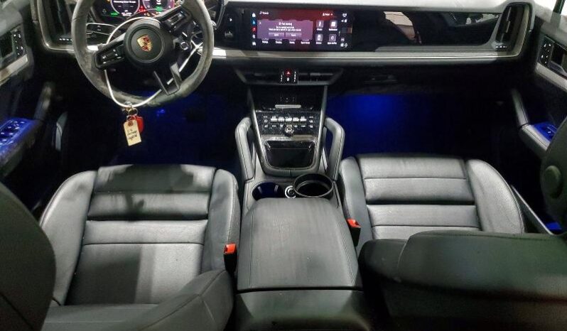 
								2025 Porsche Cayenne full									