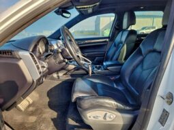 
										2017 Porsche Cayenne full									