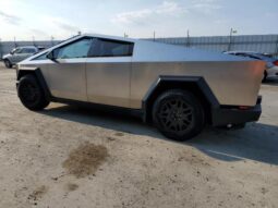 
										2024 Tesla Cybertruck full									
