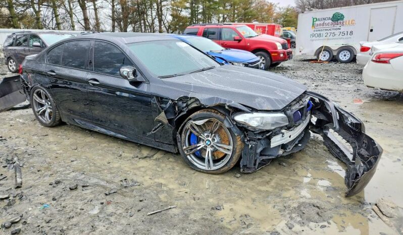 
								2013 BMW M5 full									