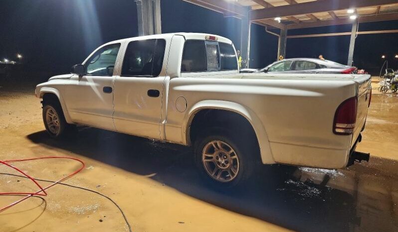 
								2003 Dodge Dakota full									