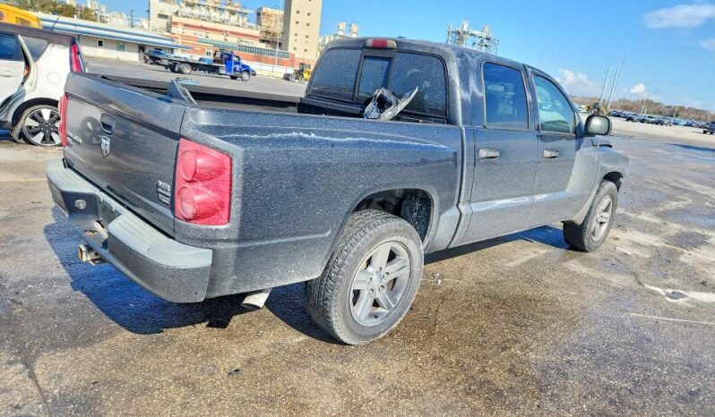 
								2007 Dodge Dakota full									