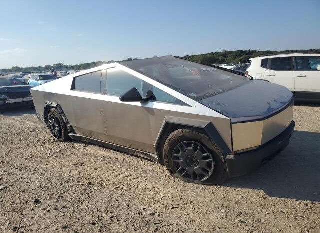 
								2024 Tesla Cybertruck full									