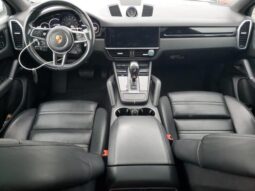 
										2021 Porsche Cayenne full									