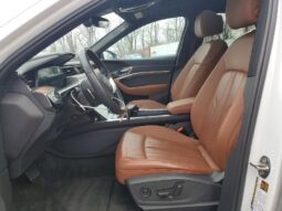 
										2022 Audi E-tron full									
