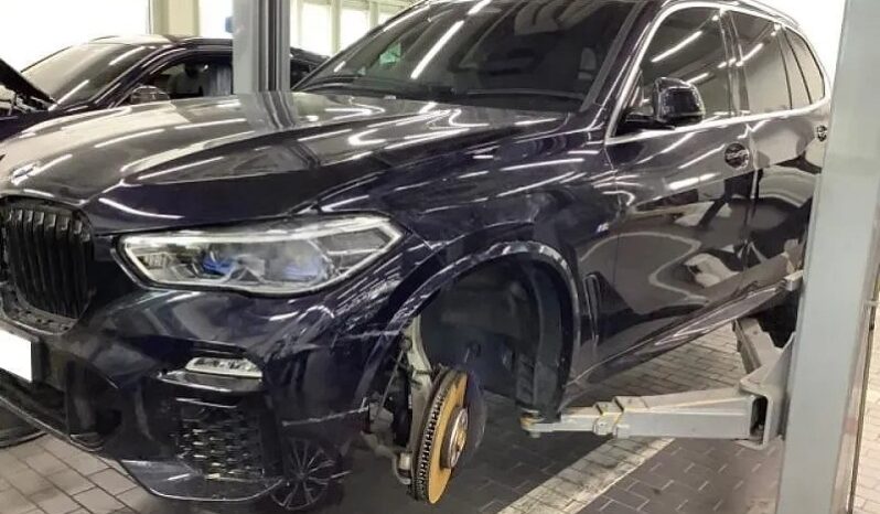 
								BMW X5 xDrive30d M Sport full									