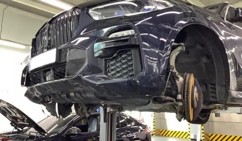 
								BMW X5 xDrive30d M Sport full									