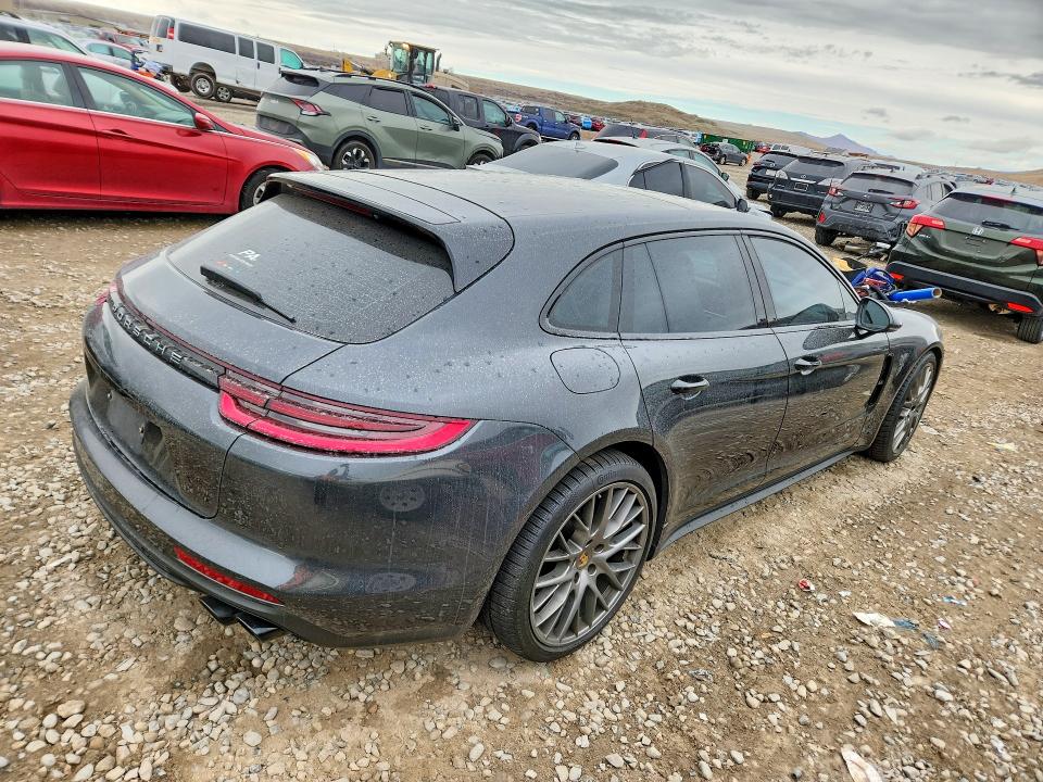 2019 Porsche Panamera