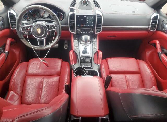 
								2018 Porsche Cayenne full									