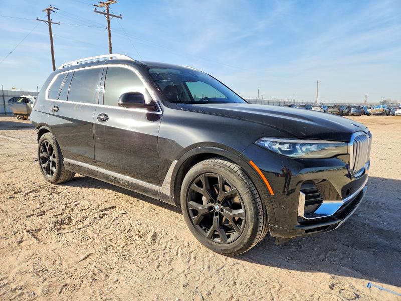 2022 BMW X7