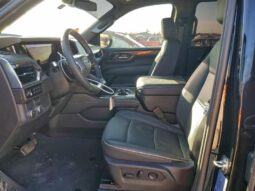 
										2025 Gmc Yukon full									