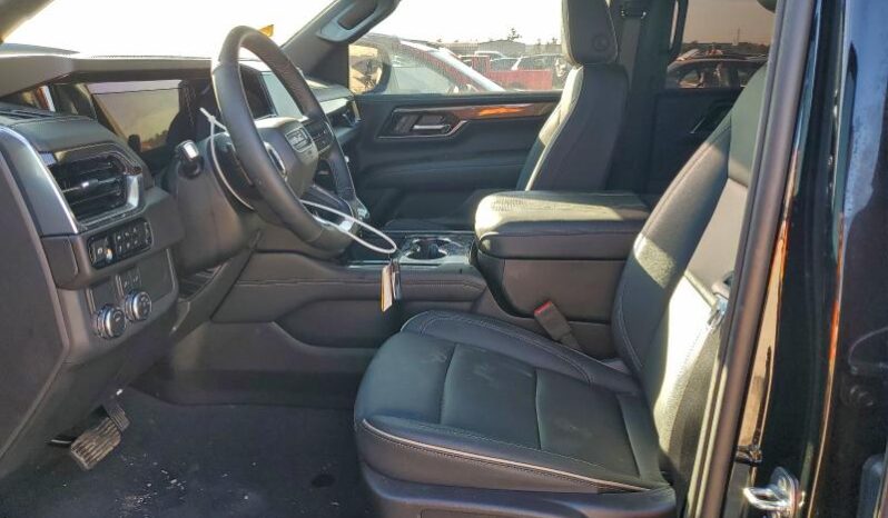 
								2025 Gmc Yukon full									