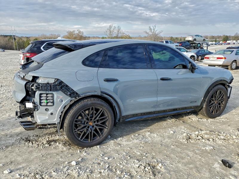 2025 Porsche Cayenne