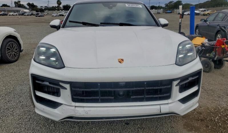 
								2024 Porsche Cayenne full									